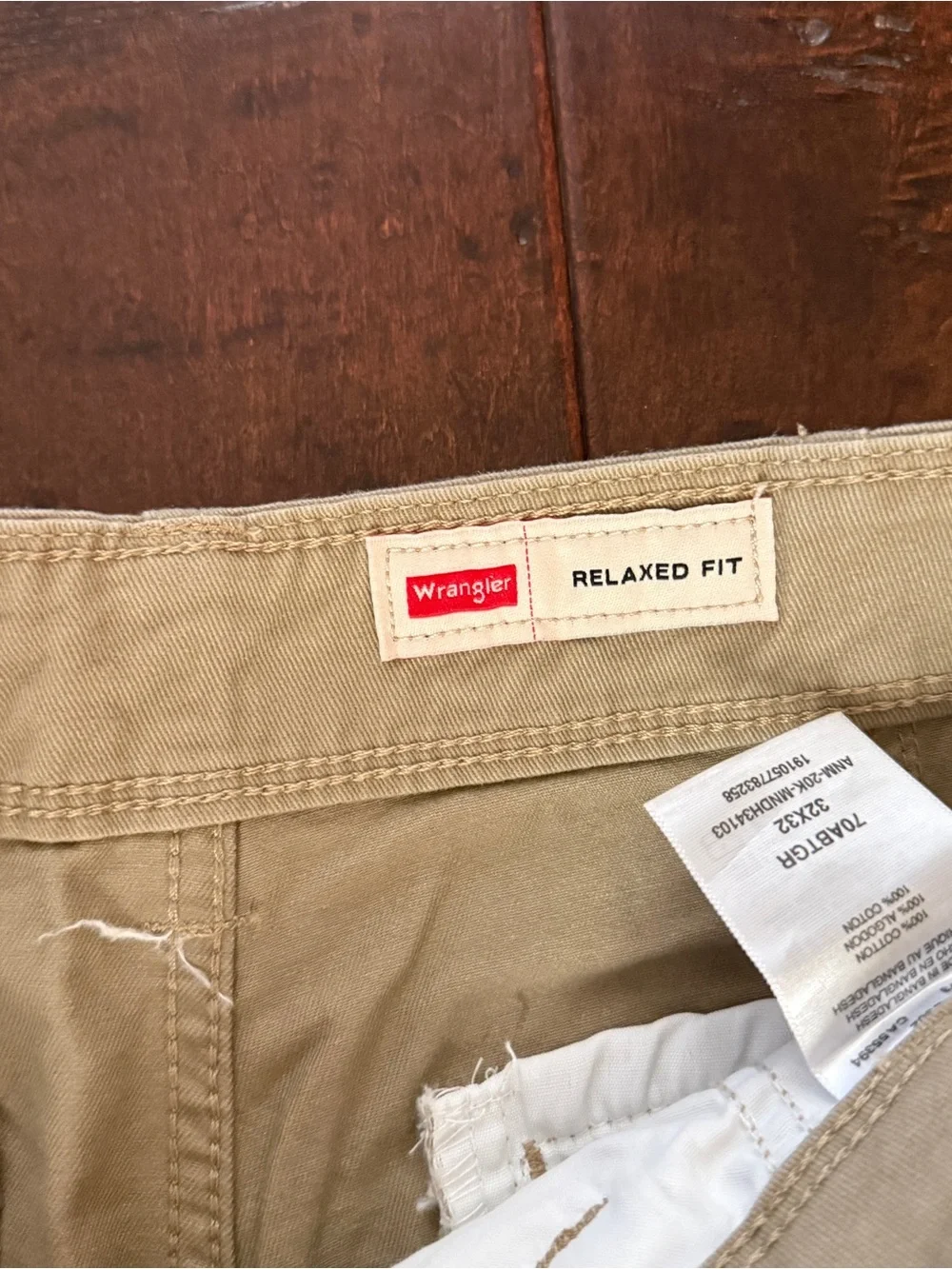 Wrangler Men's Cargo Pants in Tan